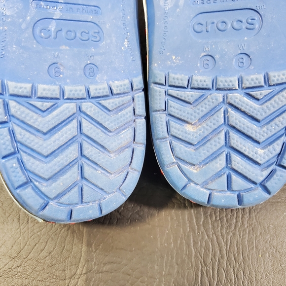 Christmas Light Patterned Crocs - Picture 9 of 10